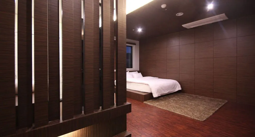 Nenne Boutique Hotel Busan